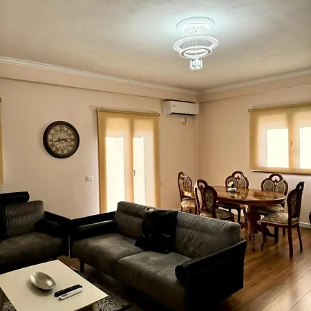 Kmk Apartment *